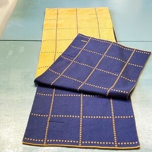Mens scarf, by Kangol, reversible, blue and tan. EXCELLENT CONDITION.